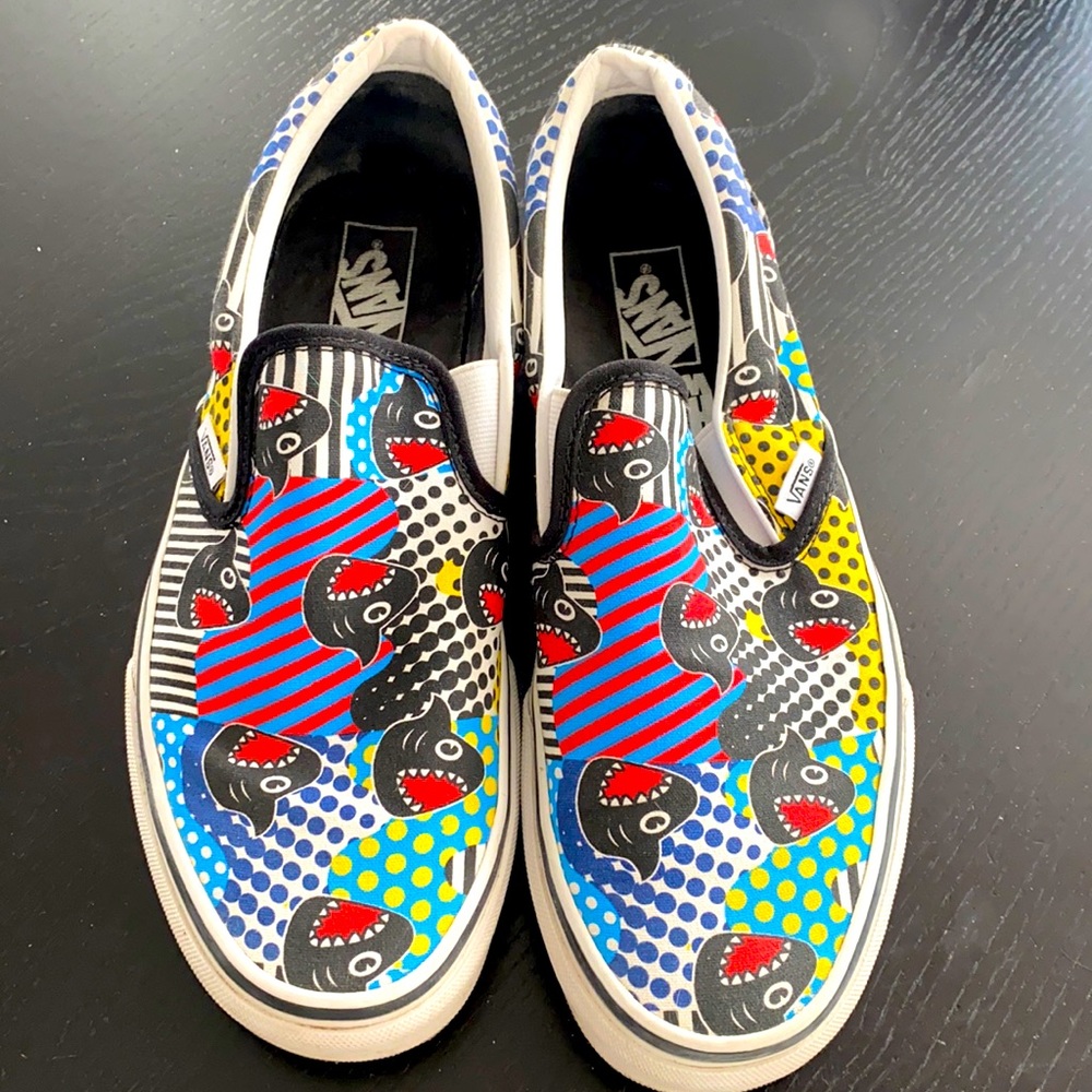 Vans x Shark Week